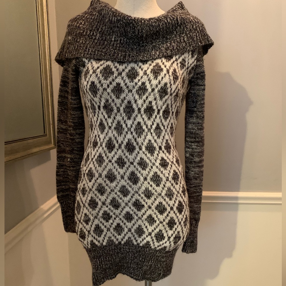 Candies Black White Long Sleeve Cowl Neck Stretch Knit Sweater Dress Size M